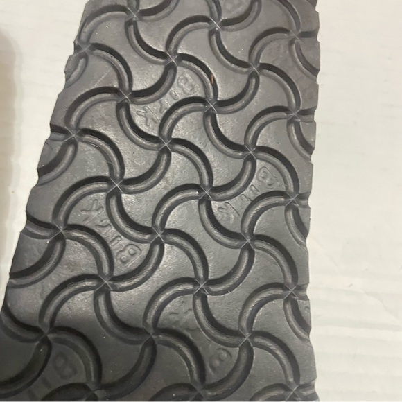 Birki’s By Birkenstock Snake Skin Sandals Size W11 M9 Summer Flats Comfortable - Picture 13 of 13